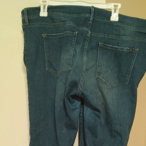 Dark Wash Flare Jeans - Picture 3 of 4